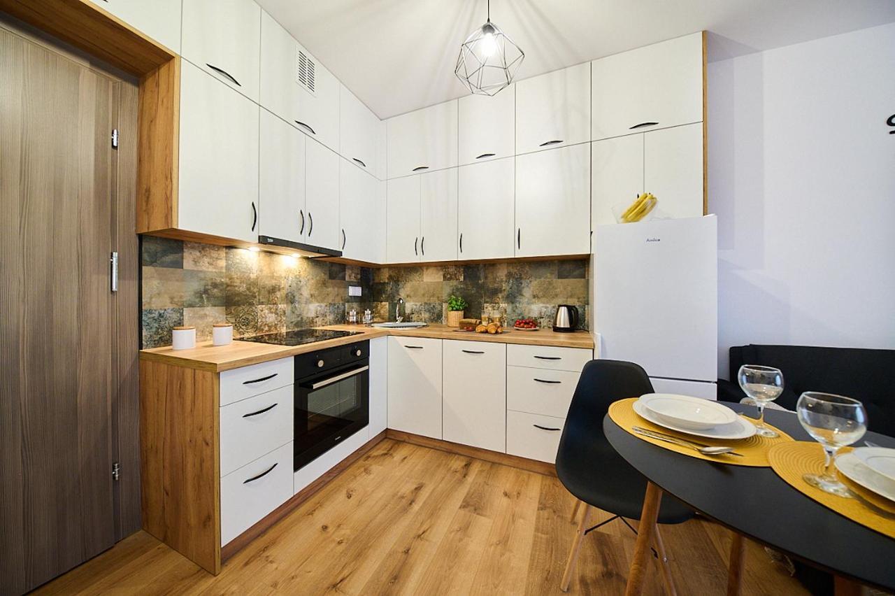 Capital Towers Rent
