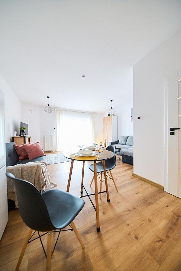 Capital Towers Rent