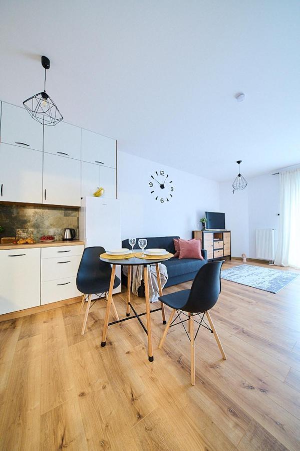 Capital Towers Rent *