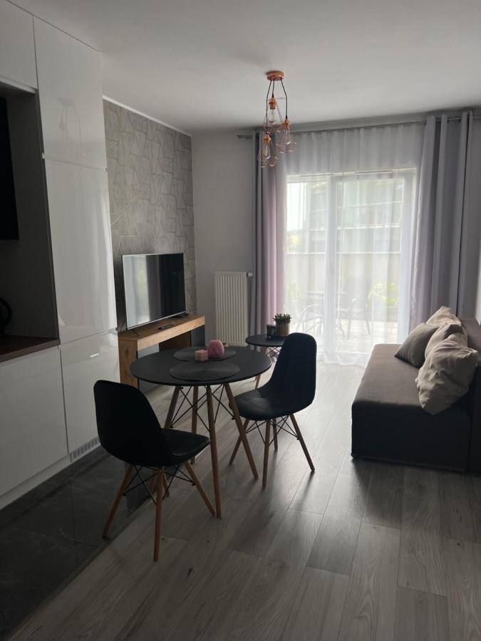Capital Towers Rent *