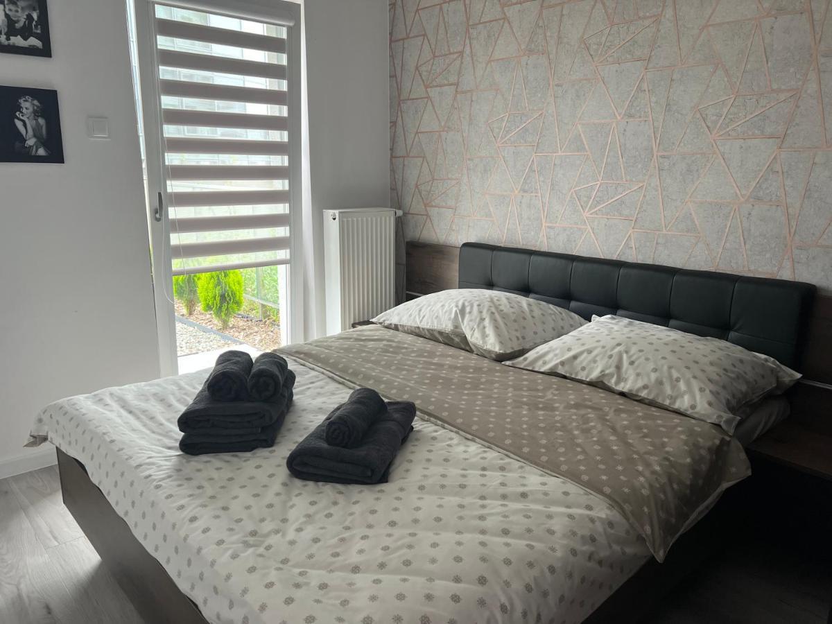 Capital Towers Rent *