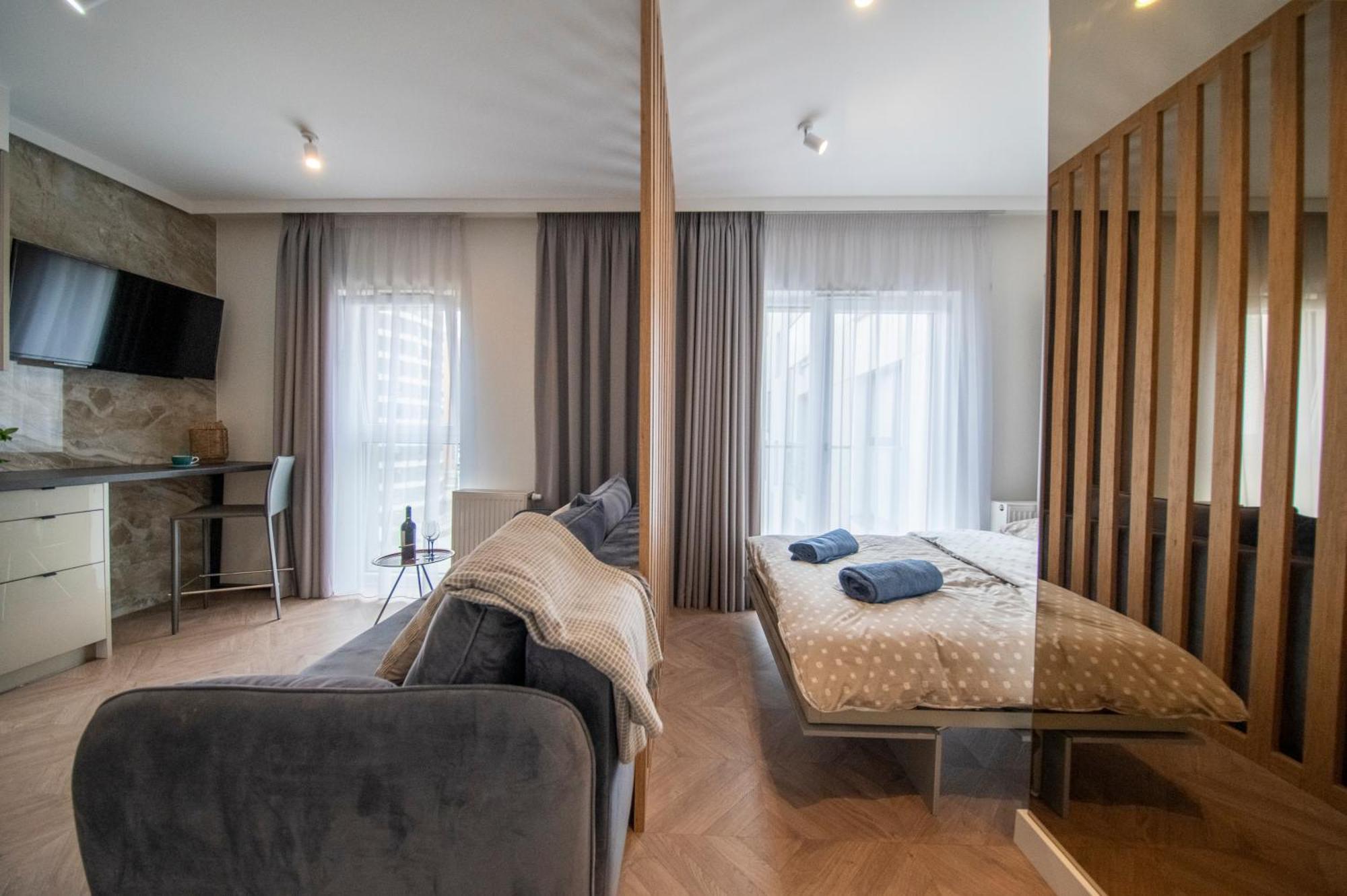 Capital Towers Rent